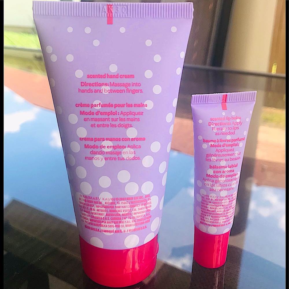 🆕🔥MARY KAY COCONUT 🥥 MOUSSE SCENT HAND CREAM&COCONUT🥥LIP BALM SOO SOFT NWT - Picture 2 of 8